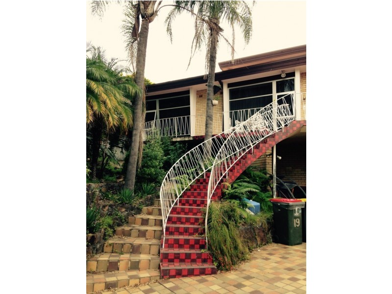 19 Irwin Cres, Bexley North NSW 2207