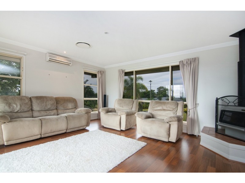 7 Highvale Drv, Helensvale QLD 4212