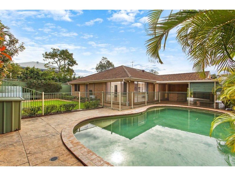 4 Heathfield Rd, Kanwal NSW 2259
