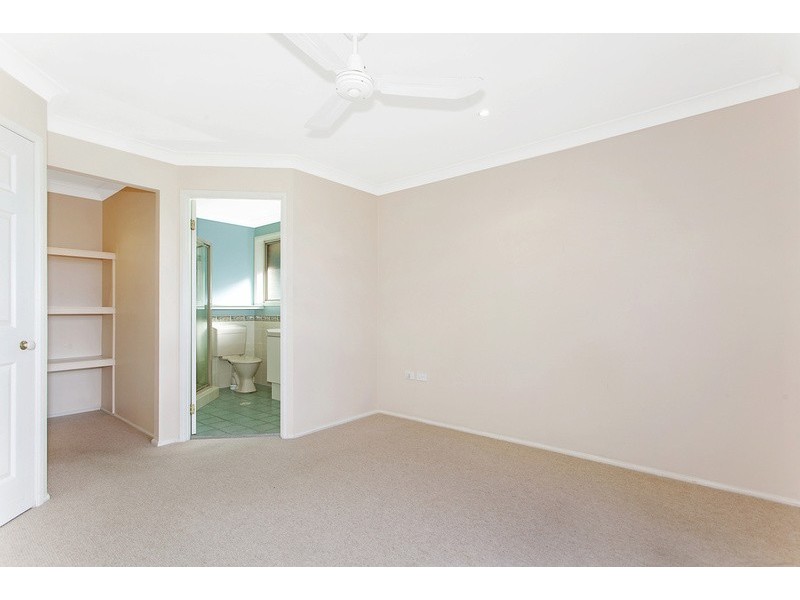 4 Heathfield Rd, Kanwal NSW 2259