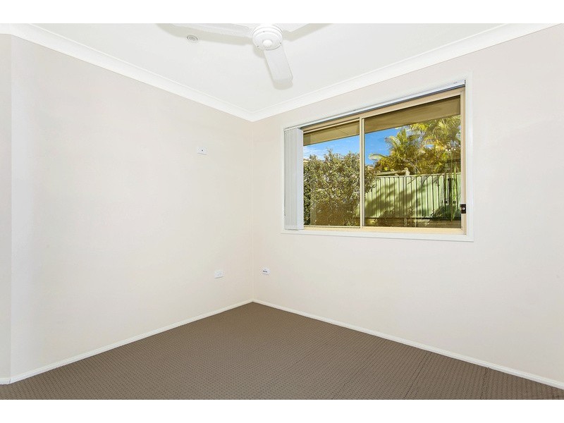 4 Heathfield Rd, Kanwal NSW 2259