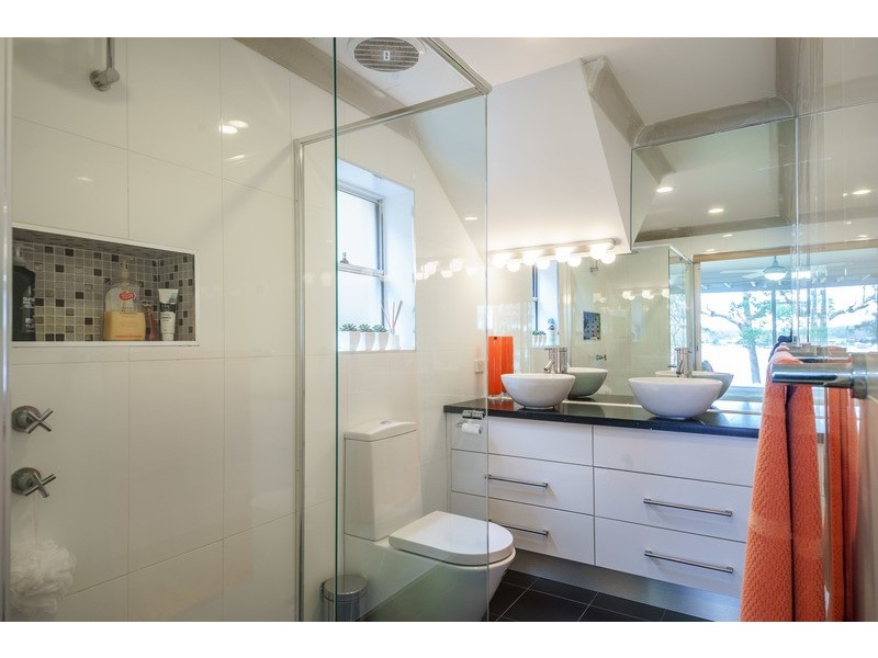 2 Bulgonia Road, Brightwaters NSW 2264