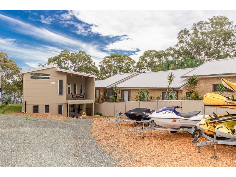 2 Bulgonia Road, Brightwaters NSW 2264