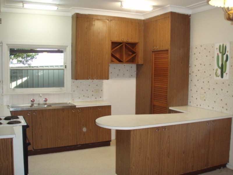 3 Mawarra Avenue, Miranda NSW 2228