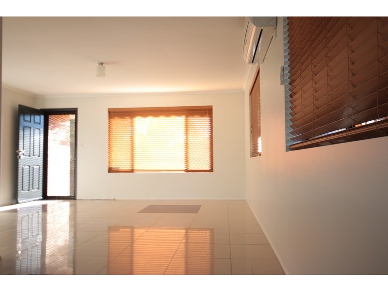 138 Pinelands road, Sunnybank Hills QLD 4109