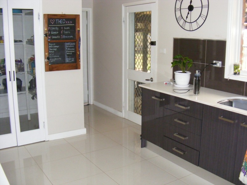 4 Hilton Place, Coonabarabran NSW 2357