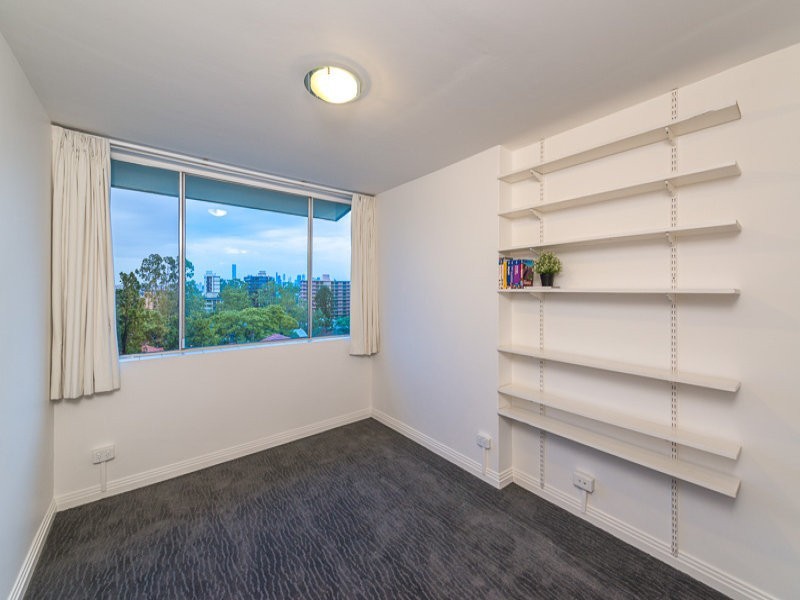 11/15 Bellevue Terrace, St Lucia QLD 4067
