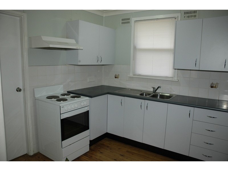 3 Manila Road, Lethbridge Park NSW 2770