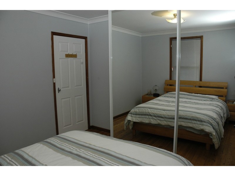 3 Manila Road, Lethbridge Park NSW 2770