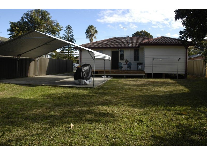 3 Manila Road, Lethbridge Park NSW 2770