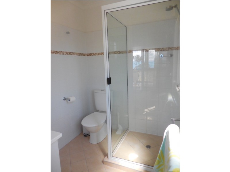 159  The Esplanade, Point Vernon QLD 4655