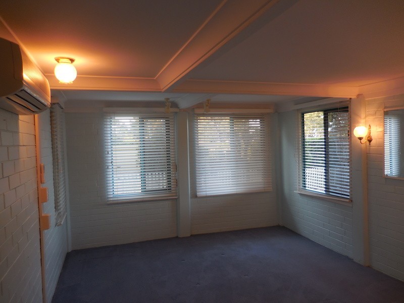 159  The Esplanade, Point Vernon QLD 4655