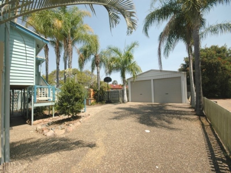 159  The Esplanade, Point Vernon QLD 4655