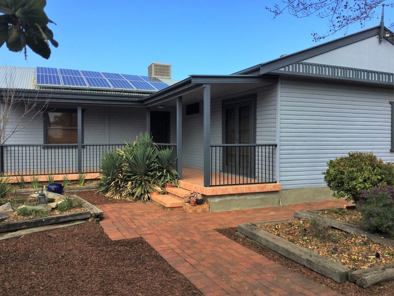 15 Mitchell Street, Westdale NSW 2340
