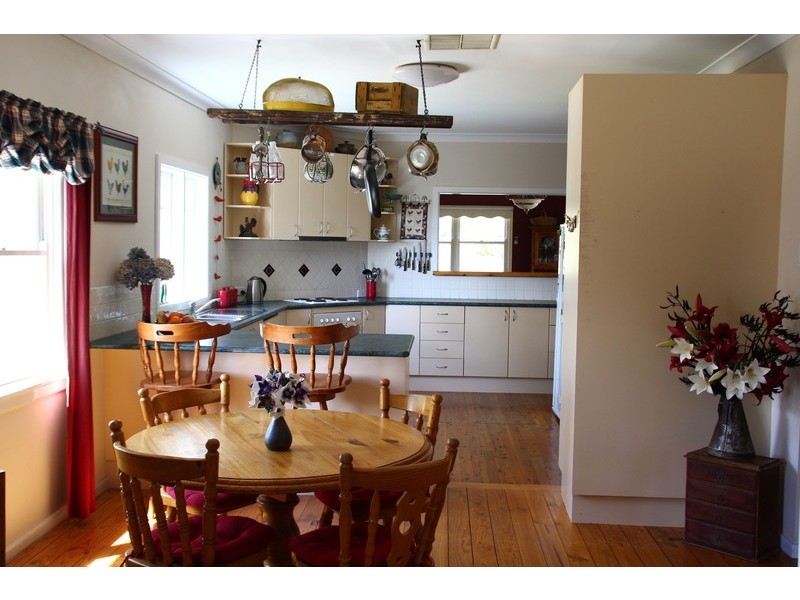 4587 Batlow Road, Batlow NSW 2730