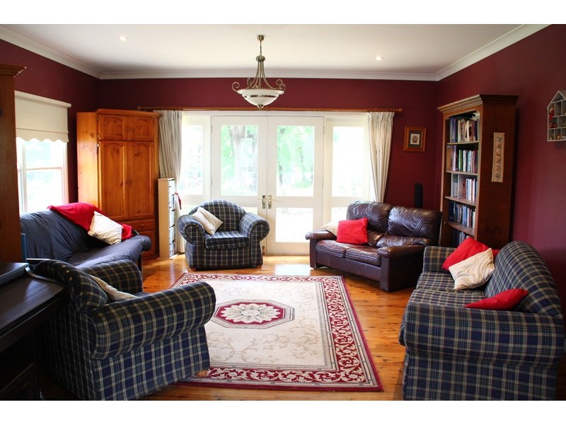 4587 Batlow Road, Batlow NSW 2730