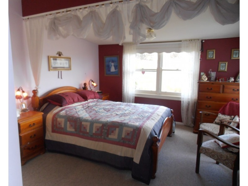 4587 Batlow Road, Batlow NSW 2730