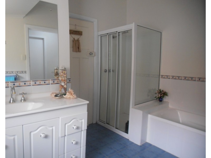 4587 Batlow Road, Batlow NSW 2730