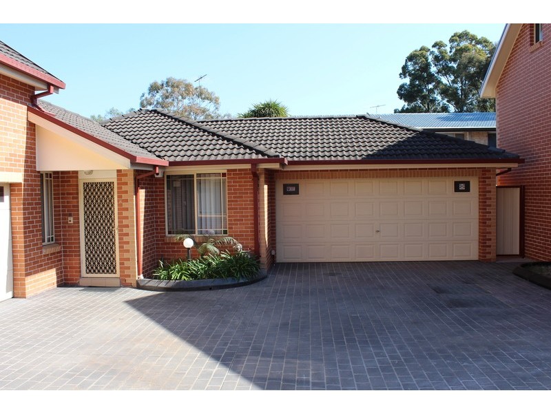 8/125 Rex Road,, Georges Hall NSW 2198