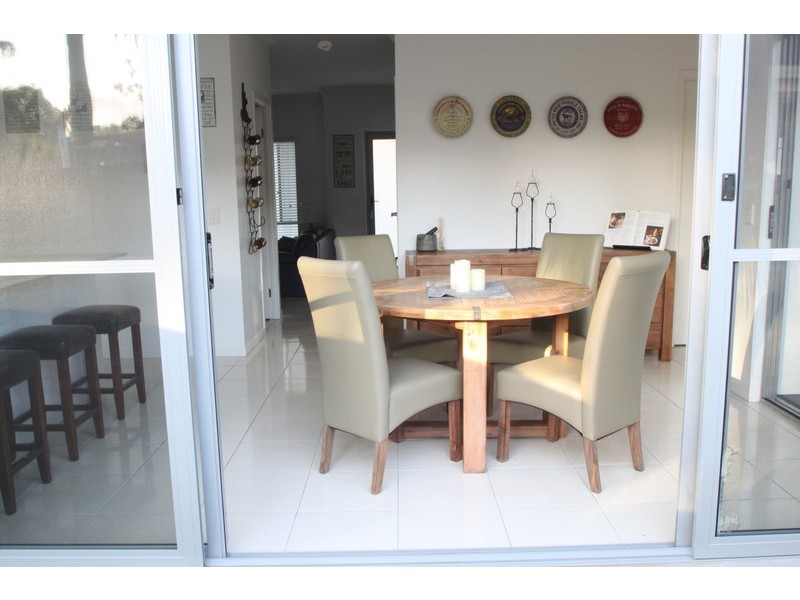 8/10 Careel Close, Helensvale QLD 4212
