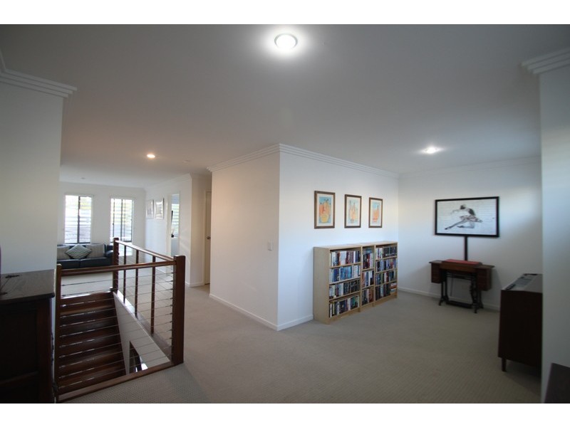 8/10 Careel Close, Helensvale QLD 4212