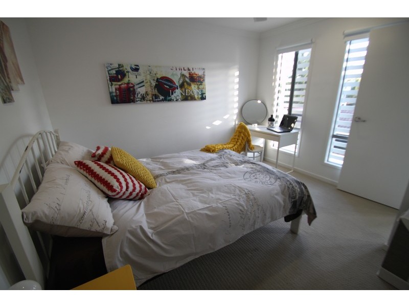 8/10 Careel Close, Helensvale QLD 4212