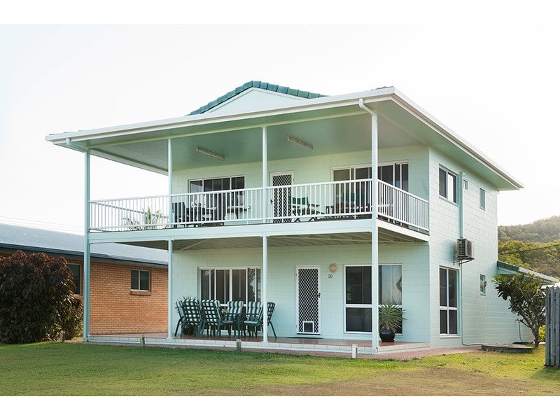 30 The Esplanade, Grasstree Beach QLD 4740