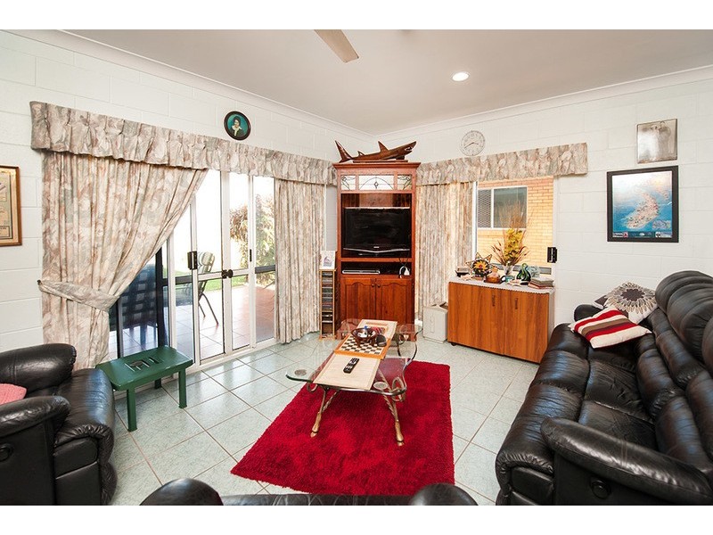 30 The Esplanade, Grasstree Beach QLD 4740