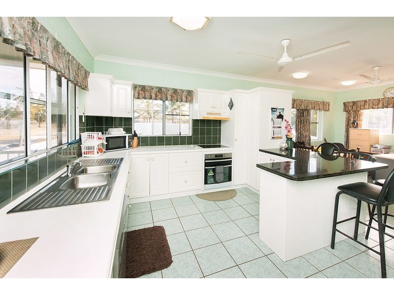 30 The Esplanade, Grasstree Beach QLD 4740