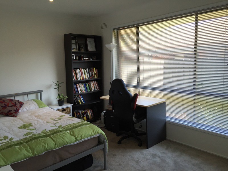 2/25 Broadmeadows Road, Tullamarine VIC 3043