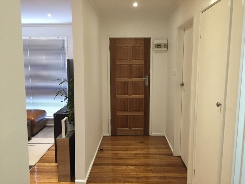 2/25 Broadmeadows Road, Tullamarine VIC 3043