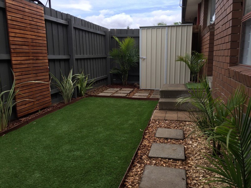 2/25 Broadmeadows Road, Tullamarine VIC 3043