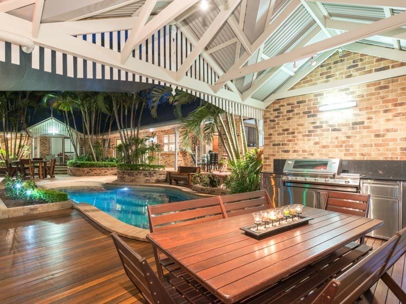 10 Cascade Close, Riverhills QLD 4074