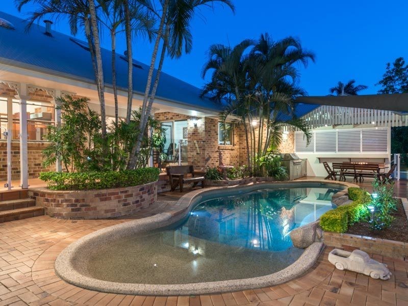 10 Cascade Close, Riverhills QLD 4074