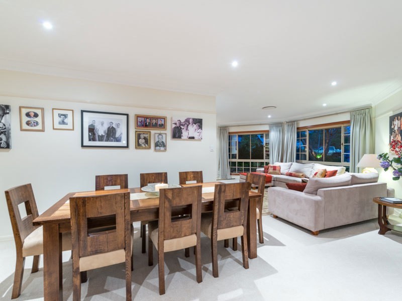 10 Cascade Close, Riverhills QLD 4074