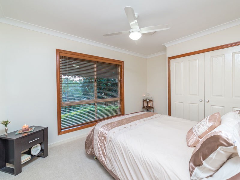 10 Cascade Close, Riverhills QLD 4074