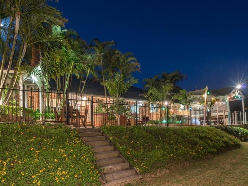 10 Cascade Close, Riverhills QLD 4074