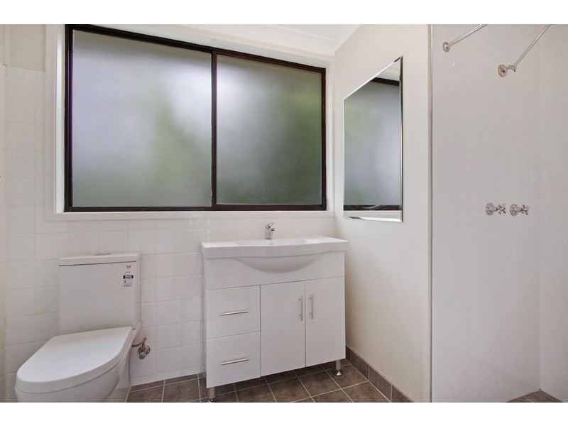 1 Newport street, Cambridge Park NSW 2747