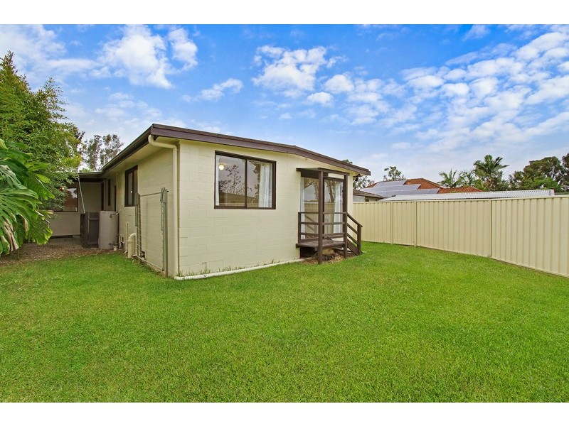 1 Newport street, Cambridge Park NSW 2747