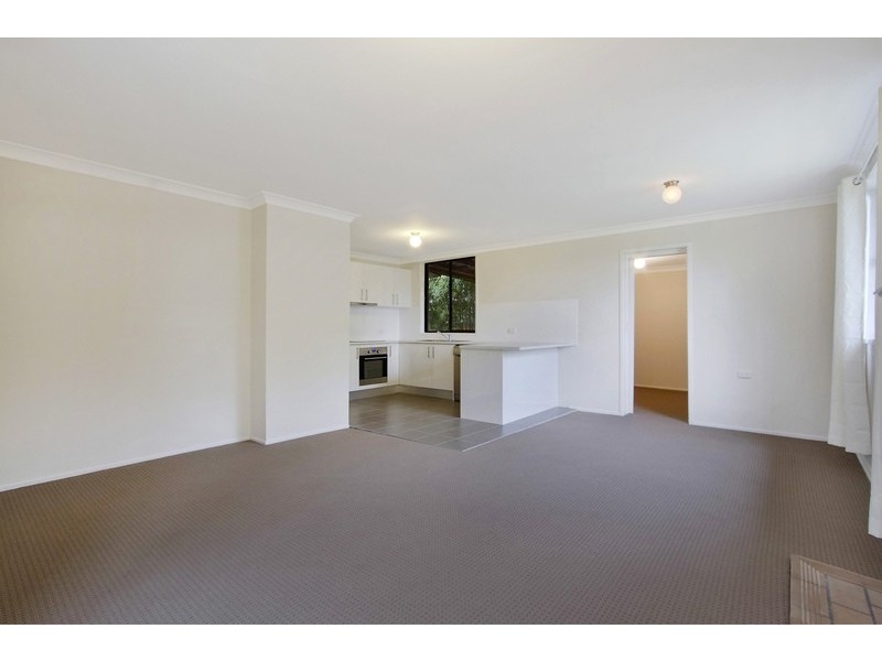 1 Newport street, Cambridge Park NSW 2747