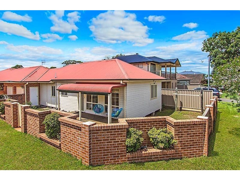 55 Birdwood Avenue, Umina Beach NSW 2257