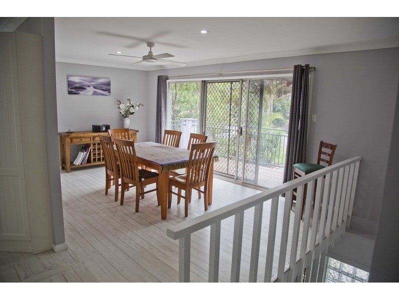 9 Hilltop Street, Bateau Bay NSW 2261