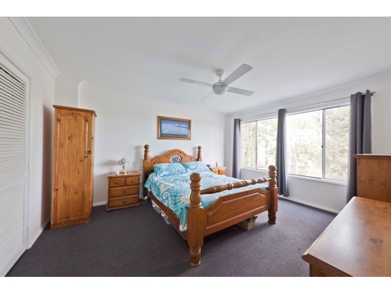 9 Hilltop Street, Bateau Bay NSW 2261