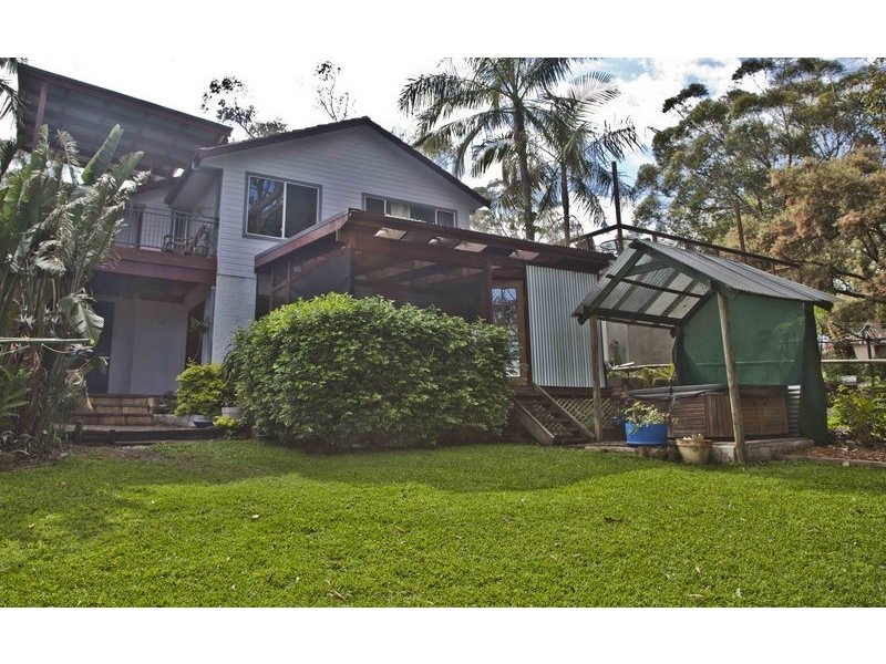 9 Hilltop Street, Bateau Bay NSW 2261