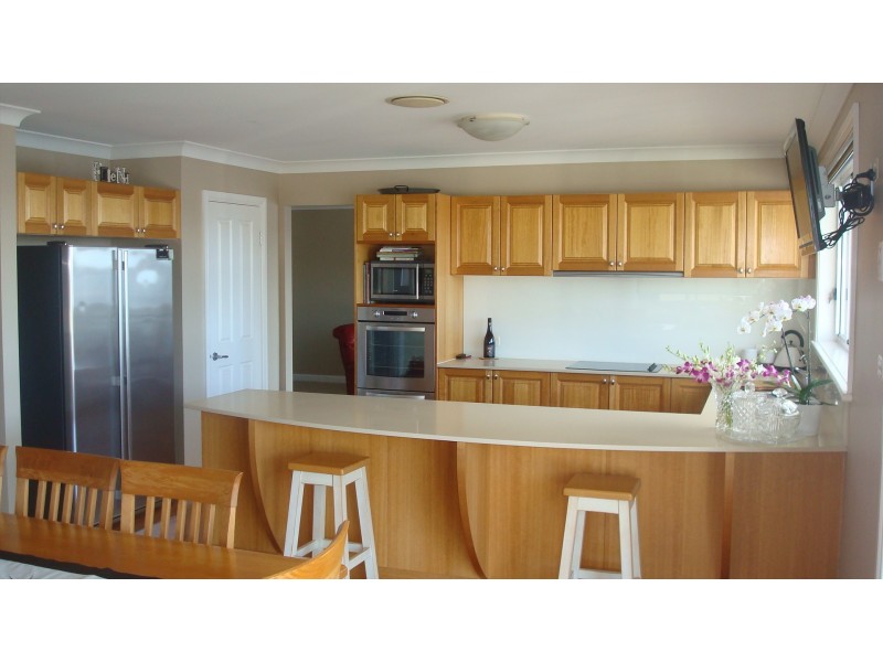 95 Sunshine Parade, Sunshine NSW 2264