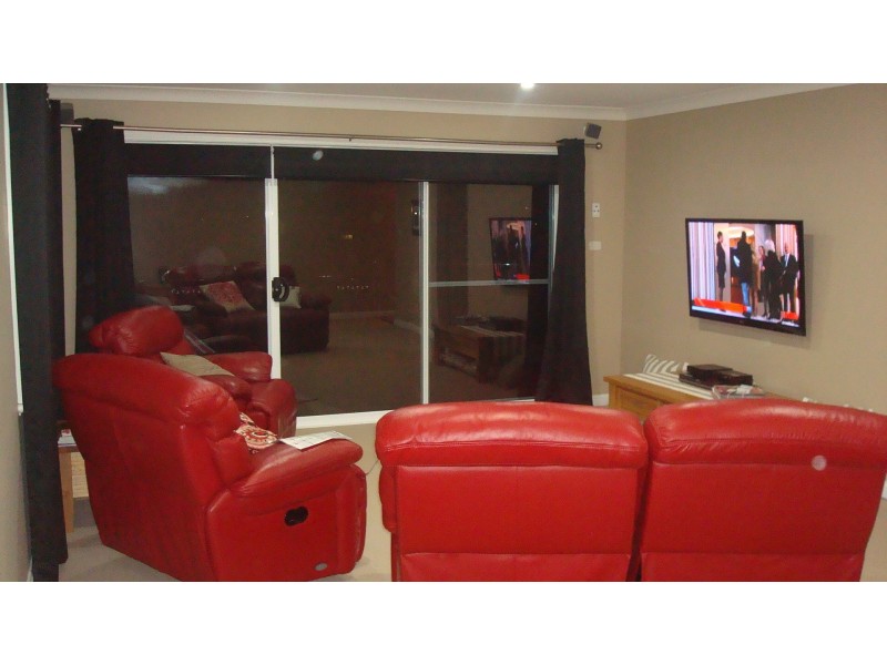 95 Sunshine Parade, Sunshine NSW 2264