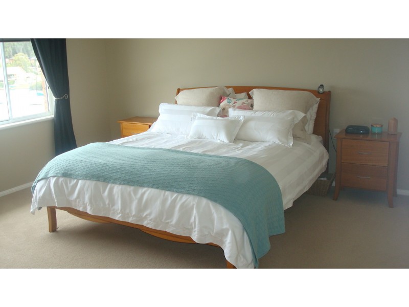 95 Sunshine Parade, Sunshine NSW 2264