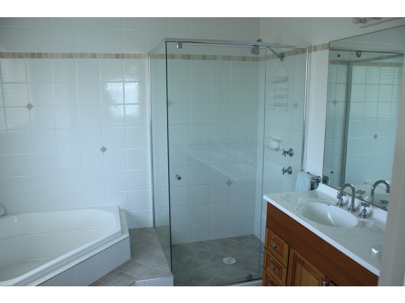 95 Sunshine Parade, Sunshine NSW 2264