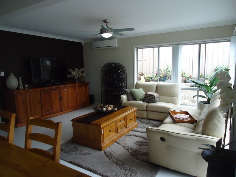 17 Hinchinbrook Drive, Shell Cove NSW 2529