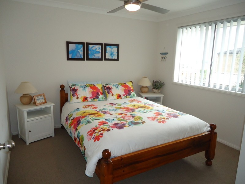17 Hinchinbrook Drive, Shell Cove NSW 2529